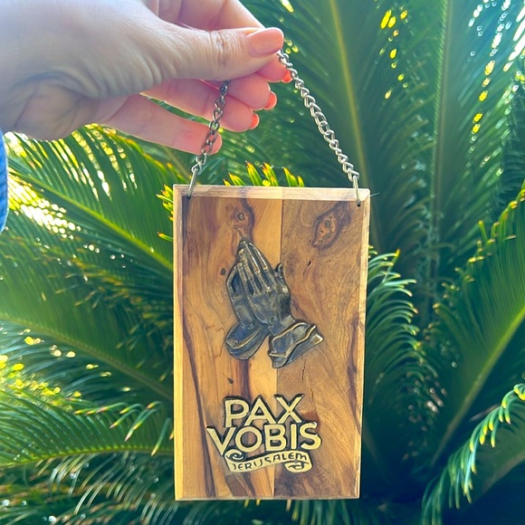 Vintage Pax Vobis and Praying Hands on Wood - Picture 11 of 16